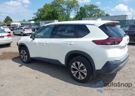 2021 Nissan Rogue Sv Intelligent Awd z USA, uszkodzony, nr VIN 5N1AT3BB3MC836753